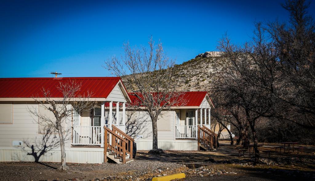 Verde Valley One-Bedroom Park Model Cabin 13 Cottonwood Exterior photo